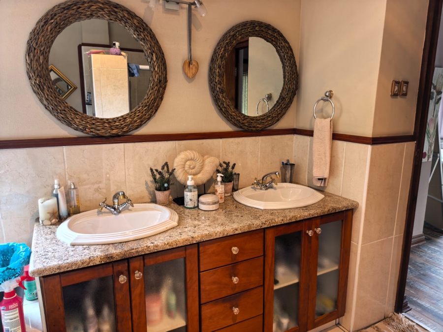 3 Bedroom Property for Sale in Vaal de Grace Nature Estate Free State